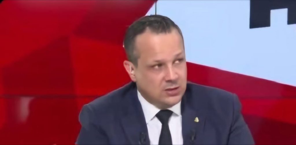 Arab Ali Rmc بعد تصريحاته المعادية للمغرب.. قناة RMC الفرنسية تنهي تعاونها مع المحلل ...